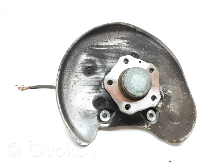 Audi A4 S4 B9 8W Aizmugurē riteņa rumbas vārpstas šarnīrs (stupica, capfa) 8W0505431P