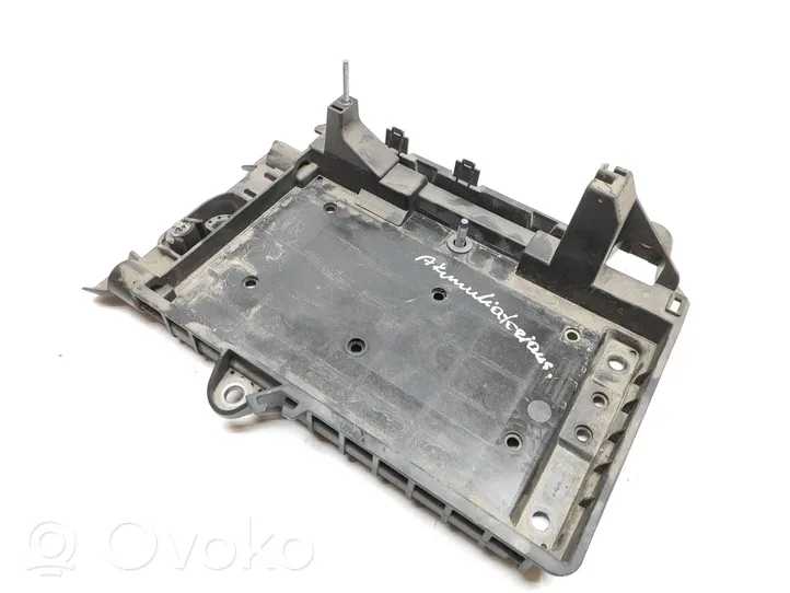 Mercedes-Benz A W177 Batteriegestell A1776204201