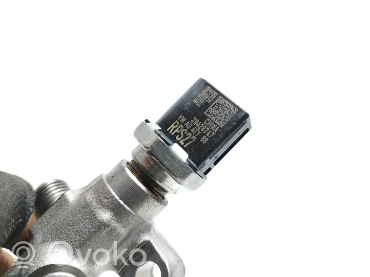 Audi A4 S4 B9 8W Tuyau de conduite principale de carburant 05L089