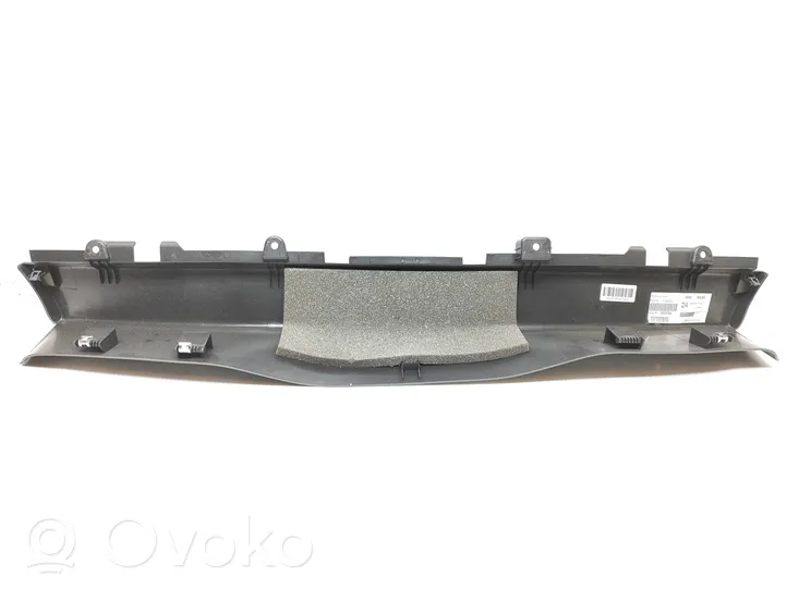 Volvo S90, V90 Osłona tylnej klapy 31426202