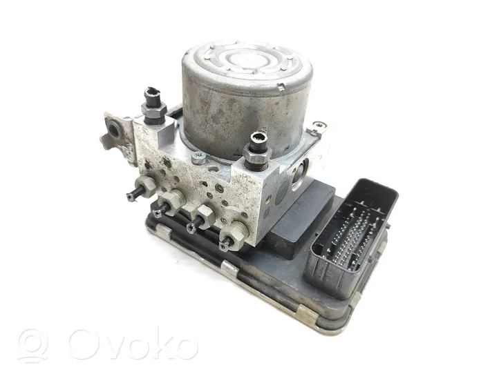 Volvo S90, V90 ABS-pumppu 31680098