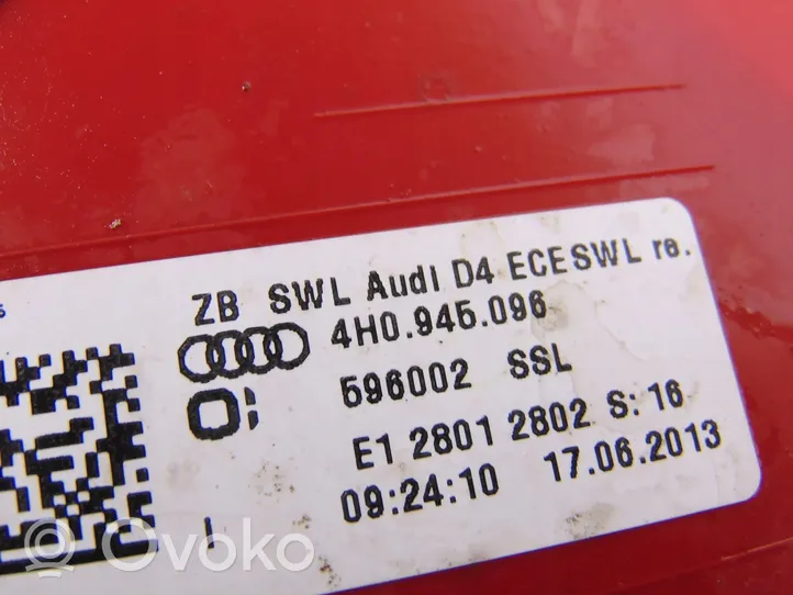 Audi A8 S8 D4 4H Galinis žibintas kėbule 4H0945096