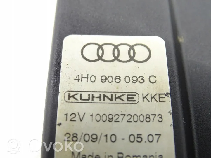 Audi A8 S8 D4 4H Degalių lygio matuoklio rėlė 