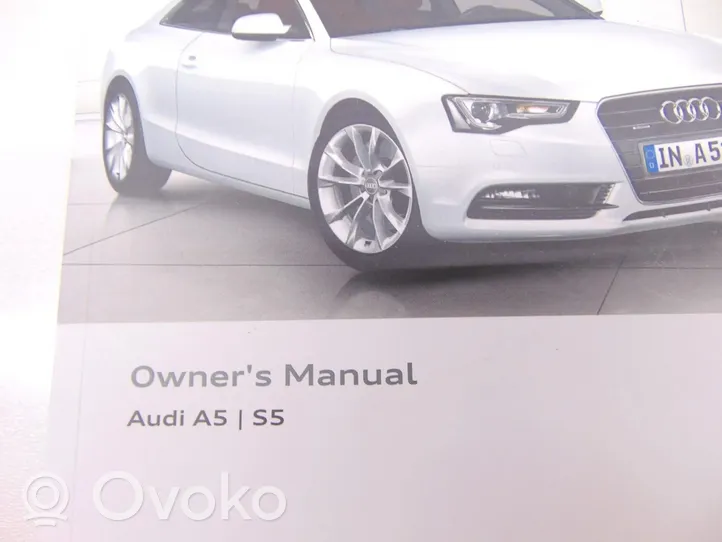 Audi A5 8T 8F Książka serwisowa 