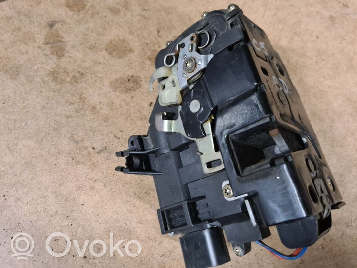 Audi A6 S6 C5 4B Serrure de porte avant 4B1837016G