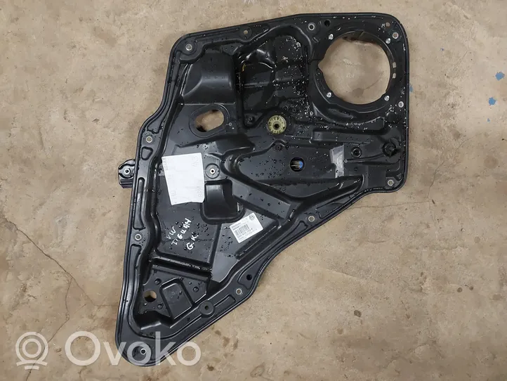 Volkswagen Tiguan Rear window lifting mechanism without motor 5N0839729K