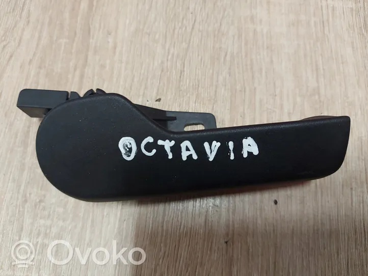 Skoda Octavia Mk2 (1Z) Rączka / Uchwyt otwierania pokrywy przedniej / maski silnika 1J1823633