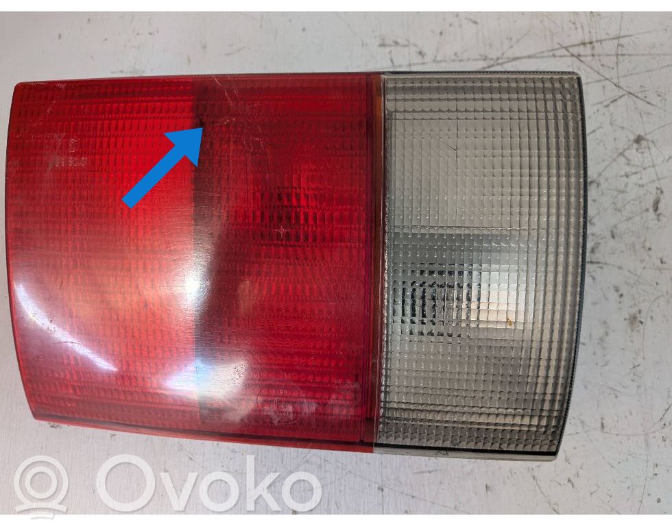 Audi 80 90 S2 B4 Lampy tylnej klapy bagażnika 