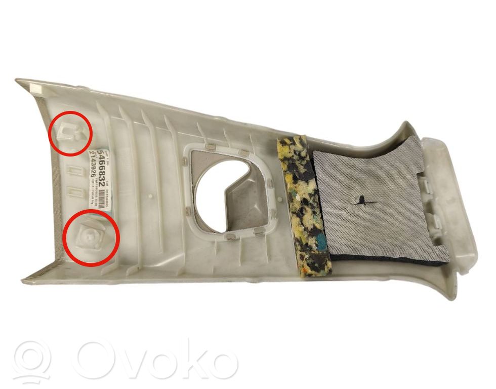Osłona górna słupka / B   2303906,2143926,5466832