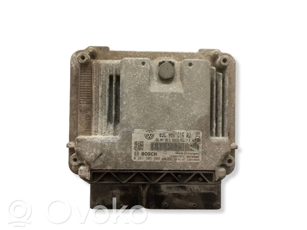 Volkswagen Golf VI Engine control unit/module 