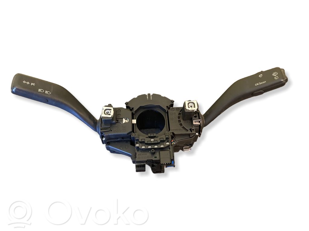 Volkswagen Golf Plus Wiper control stalk 