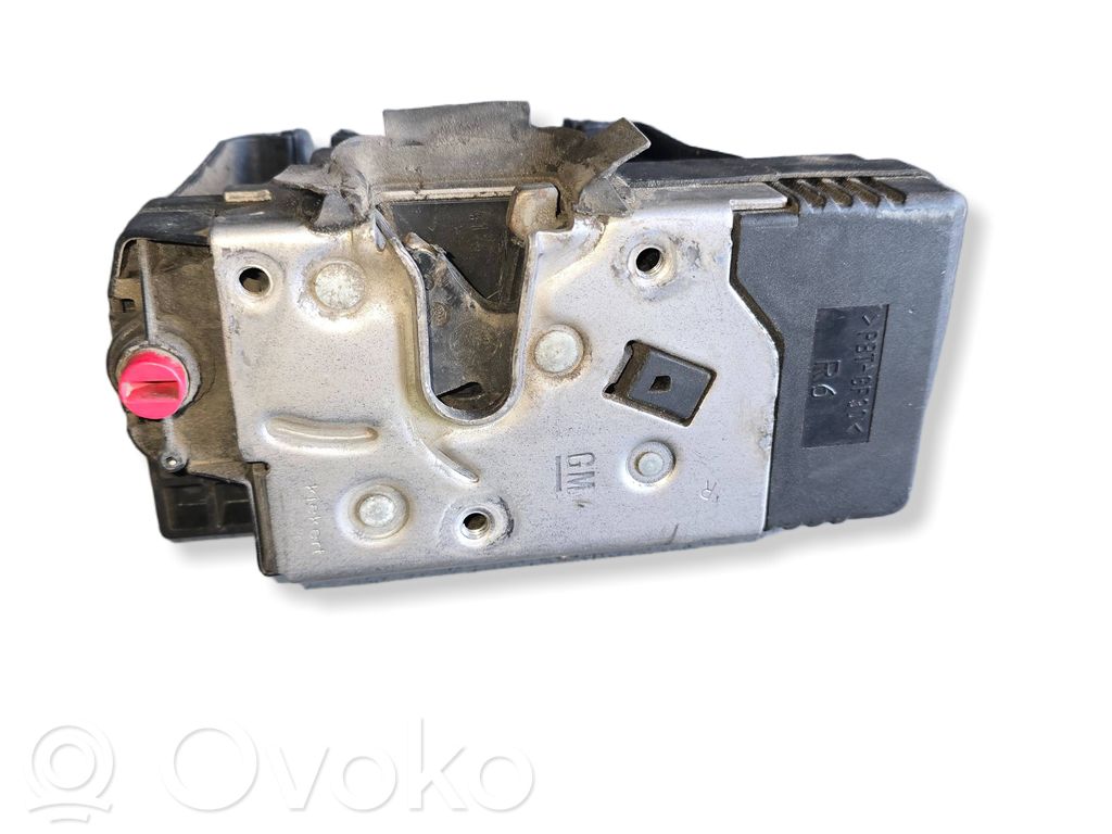 Renault Trafic II (X83) Liukuoven lukko 