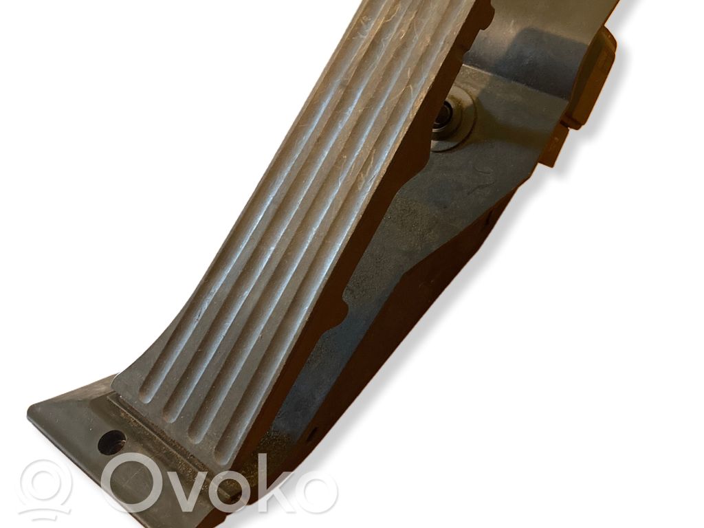 Pedal del acelerador   6766930,300305,25916010