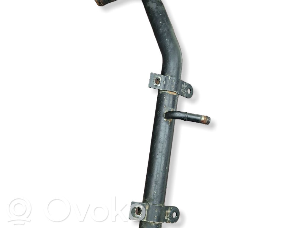 Audi A4 S4 B5 8D Conductă/furtun lichid de răcire motor 