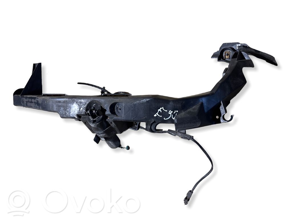 BMW 3 E90 E91 Headlight/headlamp mounting bracket 