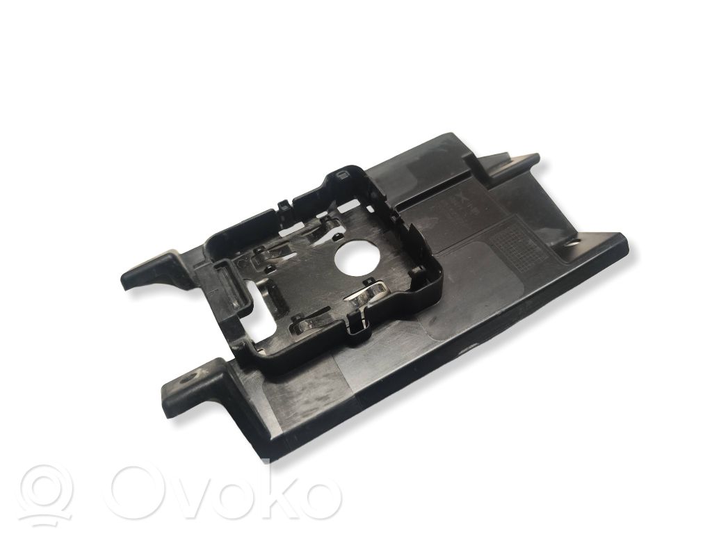 Distronic sensor bracket   100273,7105600EA1