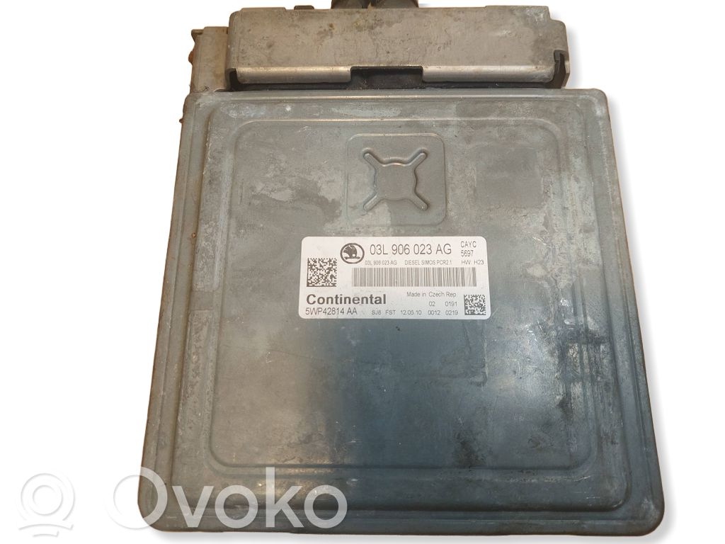 Skoda Octavia Mk2 (1Z) Komputer / Sterownik ECU silnika 