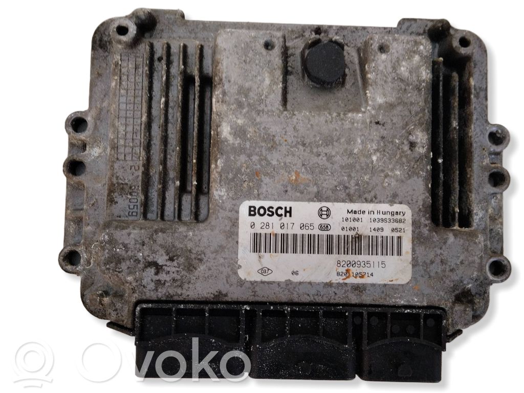 Renault Trafic II (X83) Engine control unit/module 