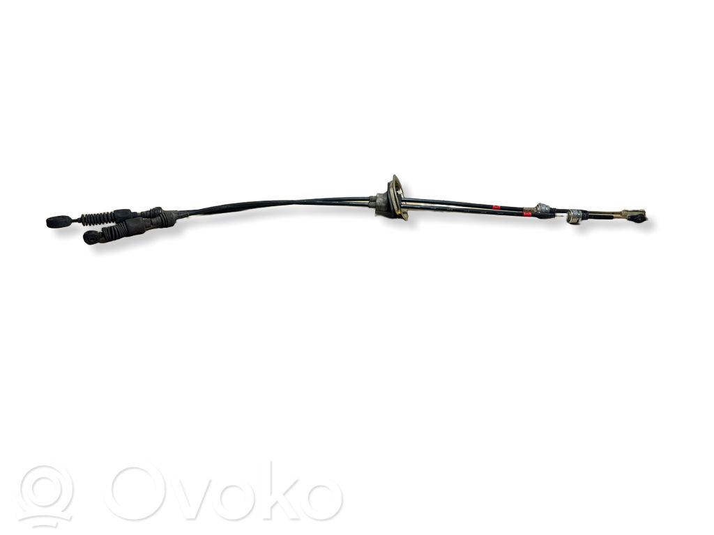 Hyundai Santa Fe Gear shift cable linkage 