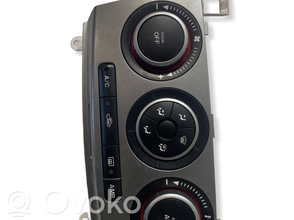 Mazda 3 I Climate control unit 