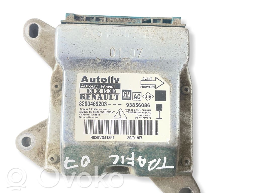 Renault Trafic II (X83) Airbag control unit/module 