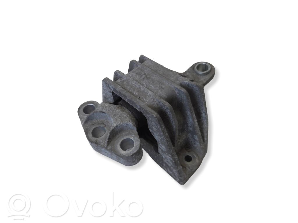 Saab 9-3 Ver2 Engine mount bracket 