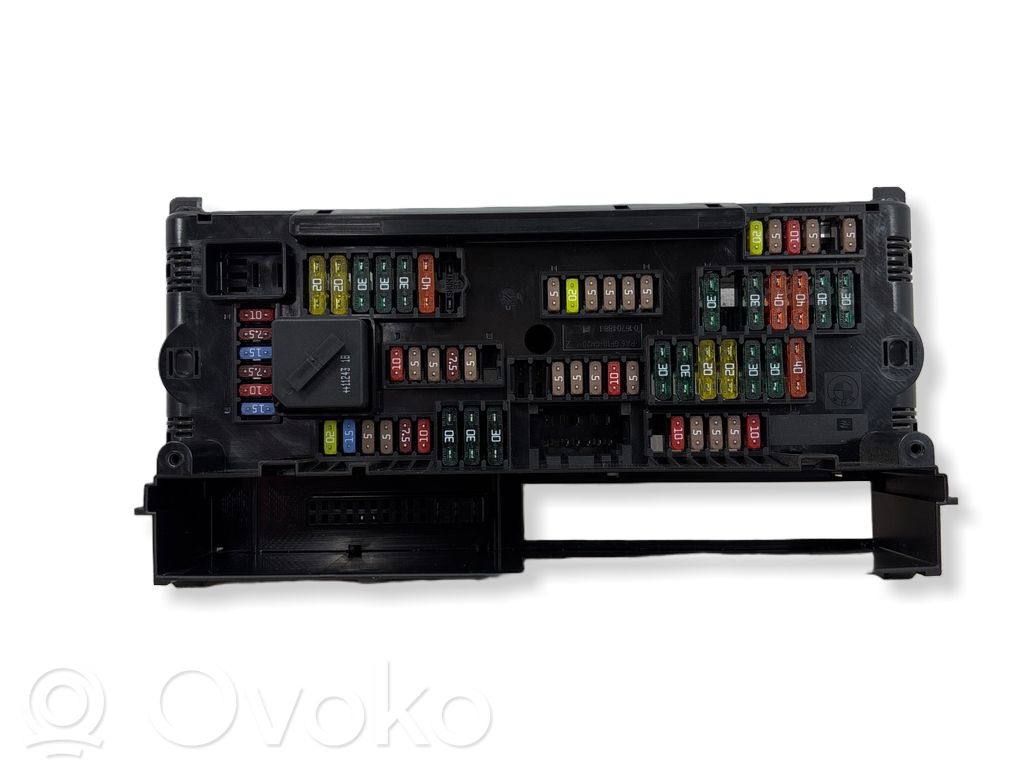 BMW 5 F10 F11 Sicherungskasten 