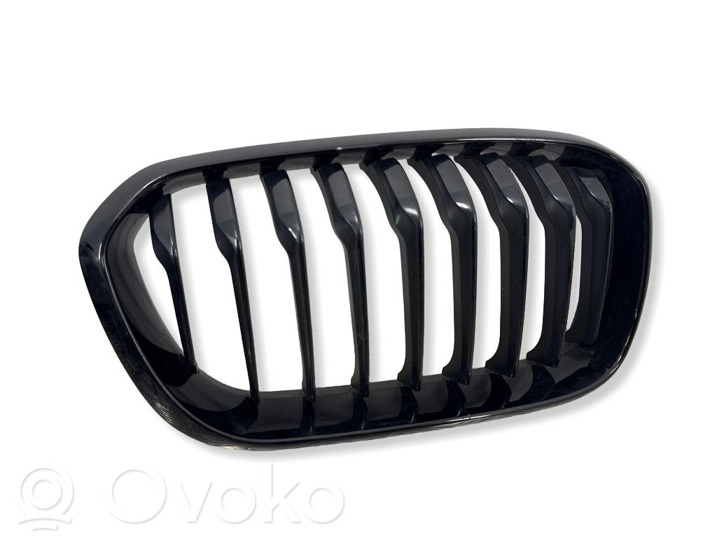 BMW 1 F20 F21 Front bumper upper radiator grill 