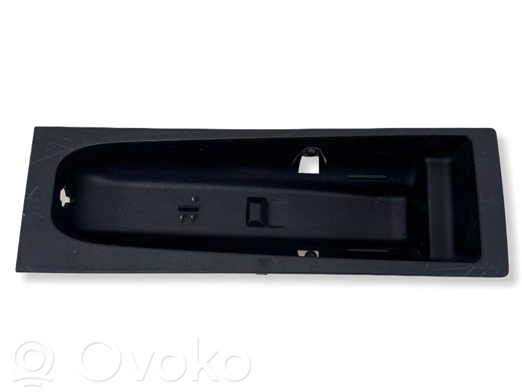Citroen C5 Kita salono detalė 