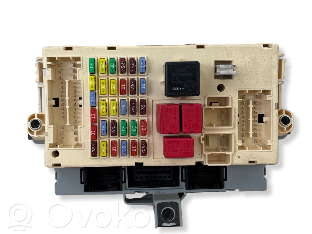 Alfa Romeo 159 Fuse module 