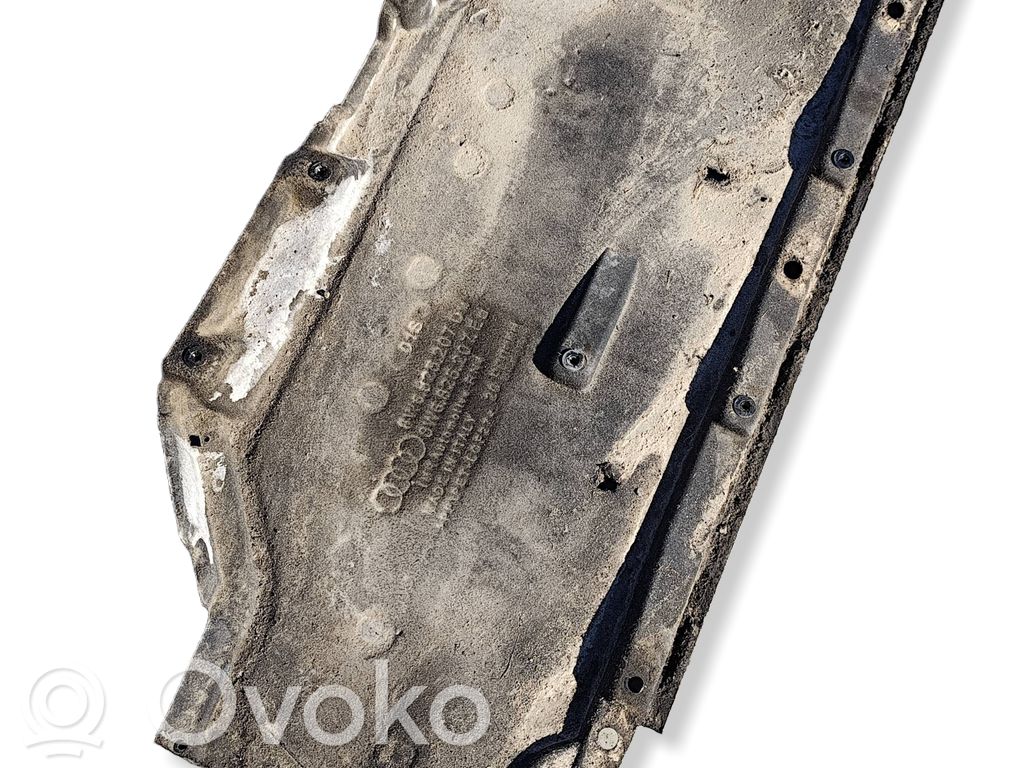 Audi A5 Osłona boczna podwozia 