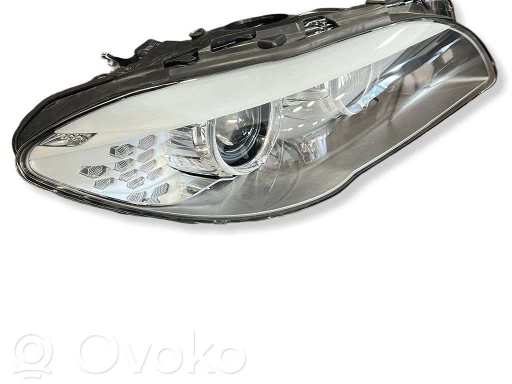 BMW 5 F10 F11 Lampa przednia 