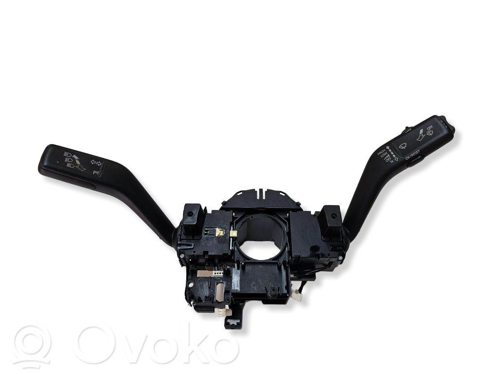 Volkswagen PASSAT B6 Interruptor/palanca de limpiador de luz de giro 