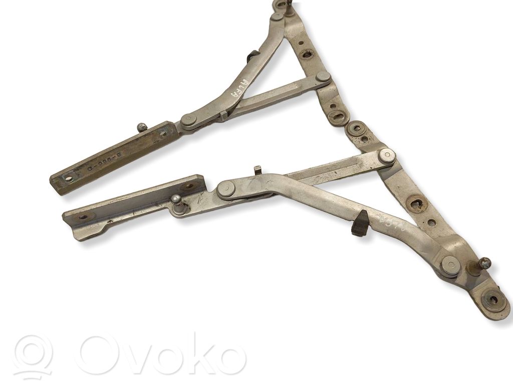 Tailgate/trunk/boot hinge   B986D