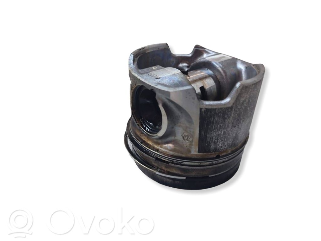 Piston   174