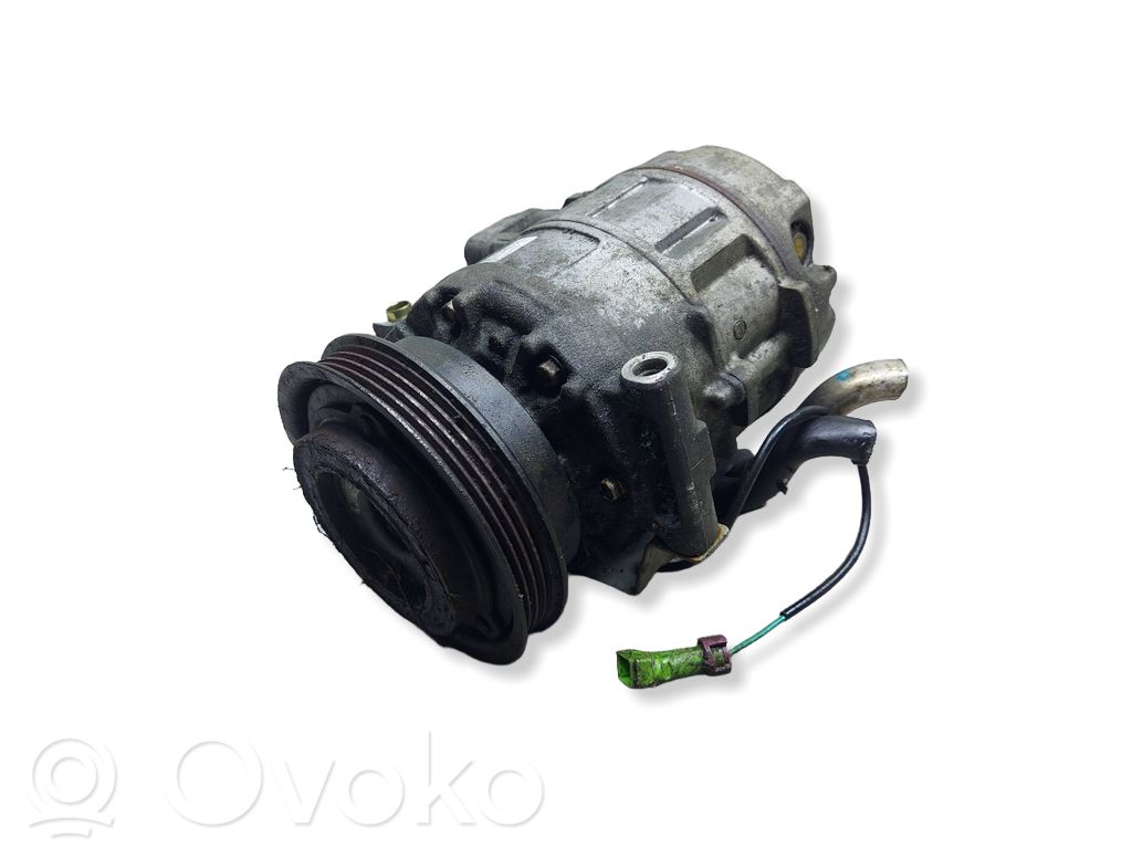 Audi A4 S4 B5 8D Kompresor / Sprężarka klimatyzacji A/C 