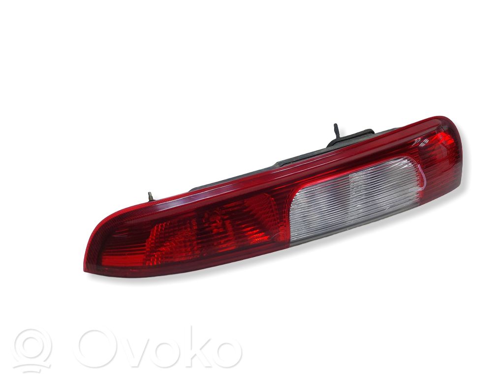 Ford C-MAX I Takavalot 