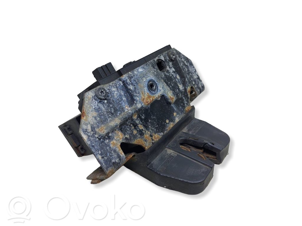 Opel Vectra C Zamek klapy tylnej / bagażnika 