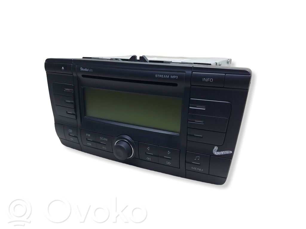 Panel / Radioodtwarzacz CD/DVD/GPS   1Z0035161CKAS,1Z0035161C