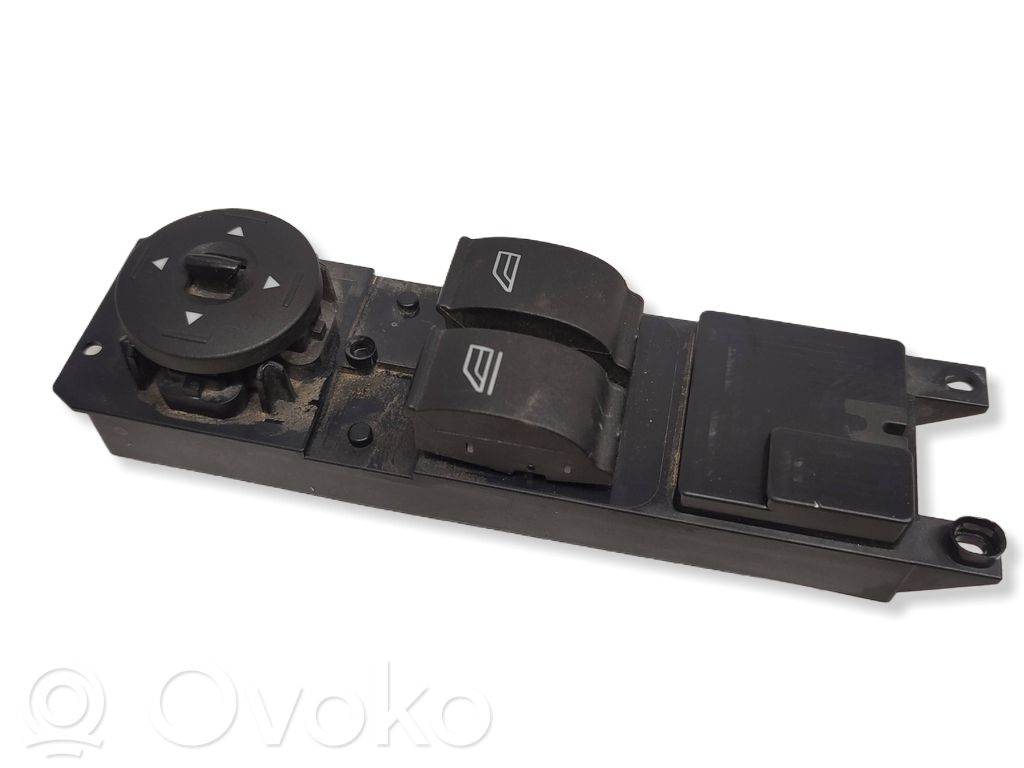 Ford Focus Electric window control switch 