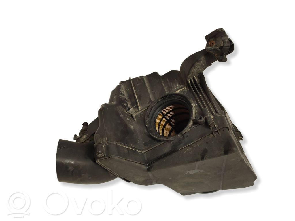 Ford Focus Air filter box 