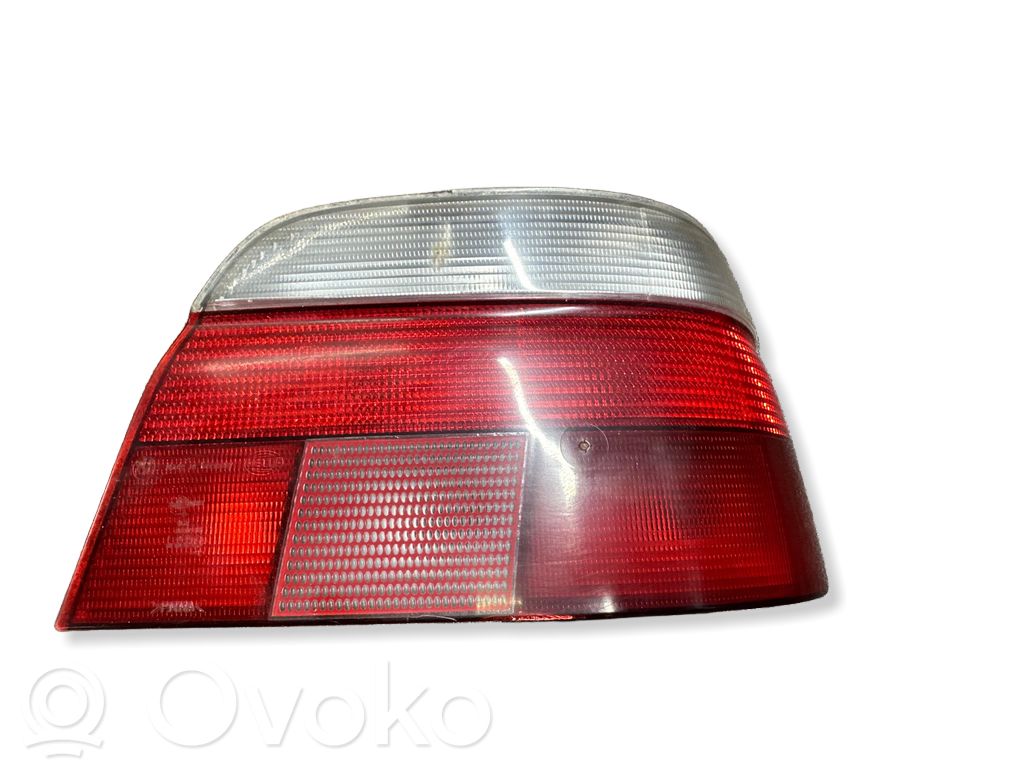 Rear/tail lights   2496298,2VP00724008