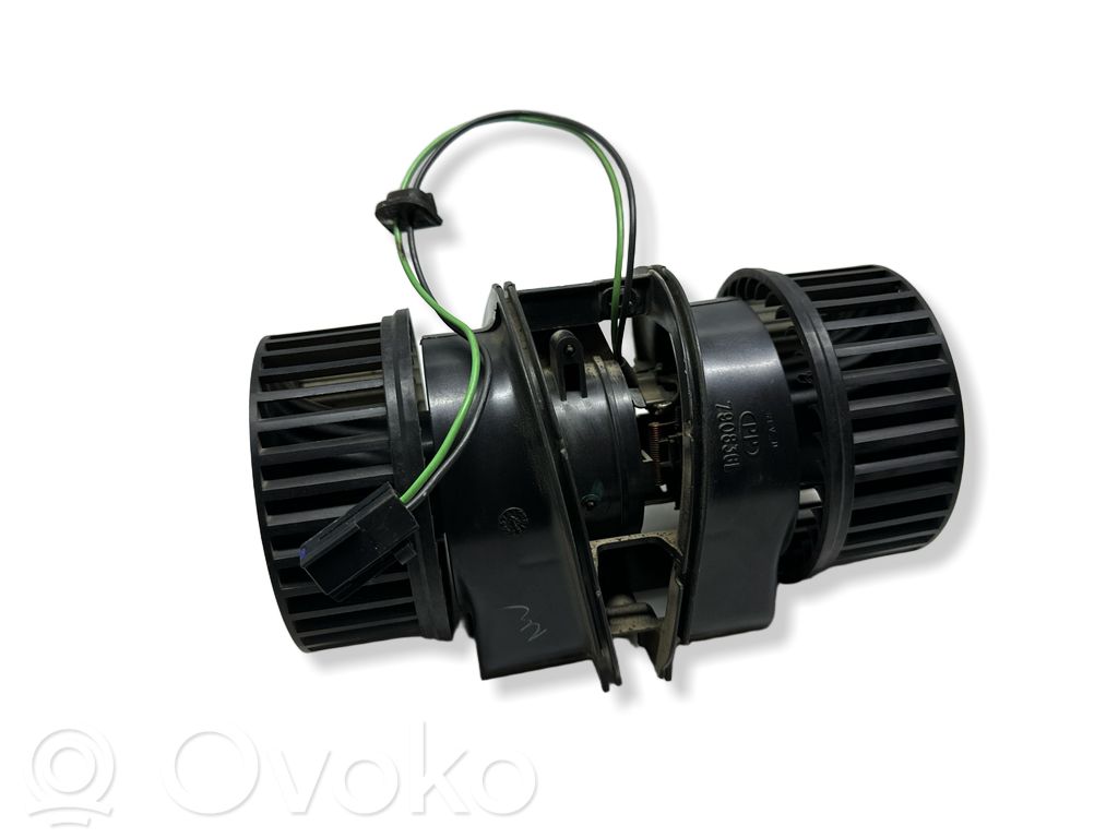 Chrysler Pacifica Mazā radiatora ventilators 