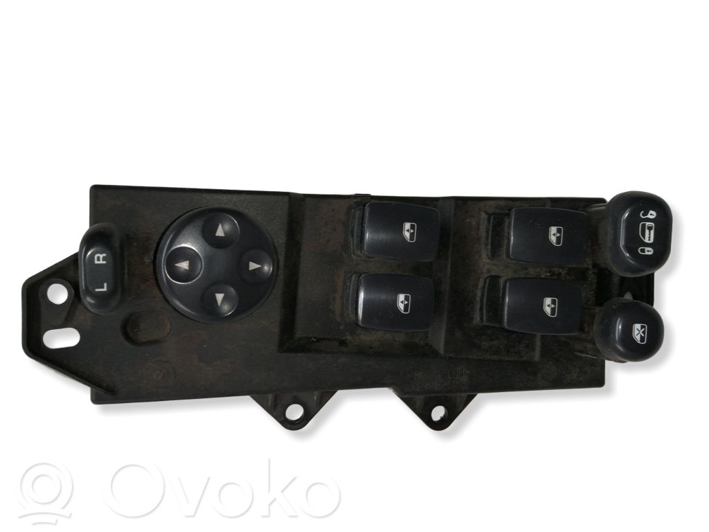 Chrysler Pacifica Electric window control switch 