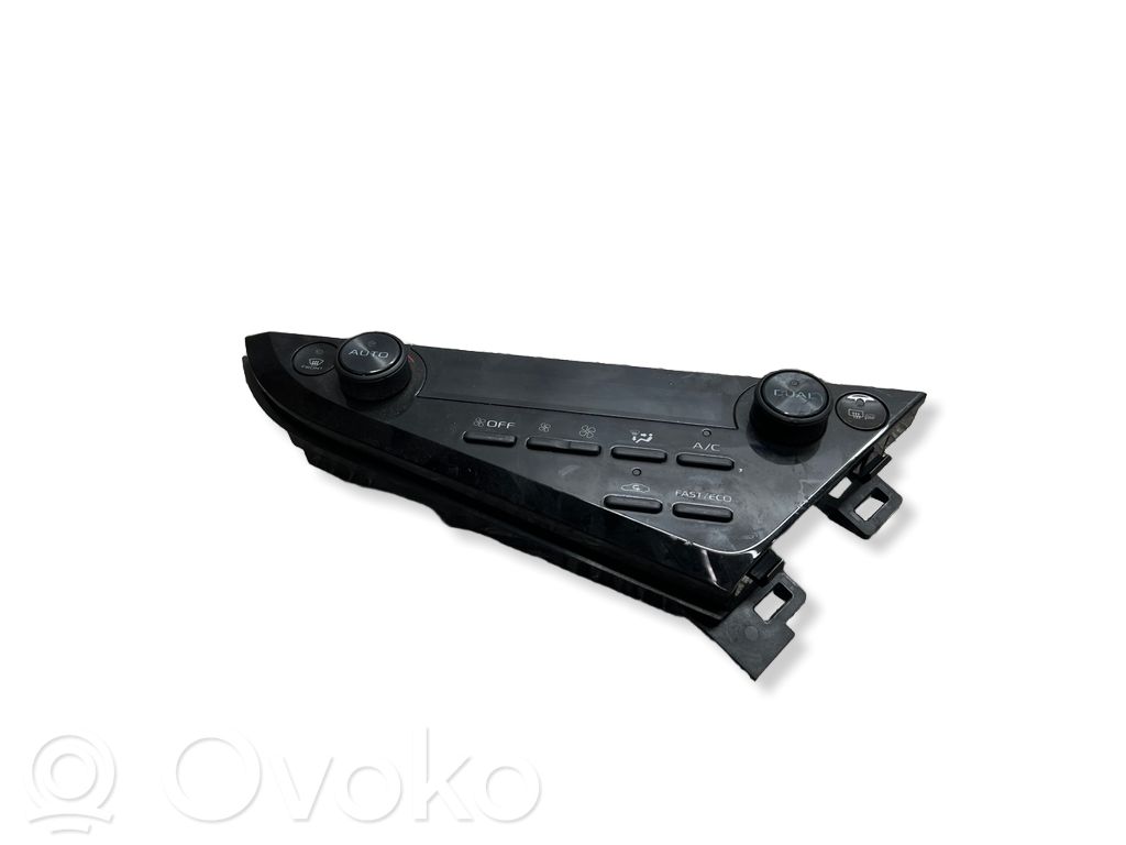 Toyota Camry VIII XV70  Climate control unit 