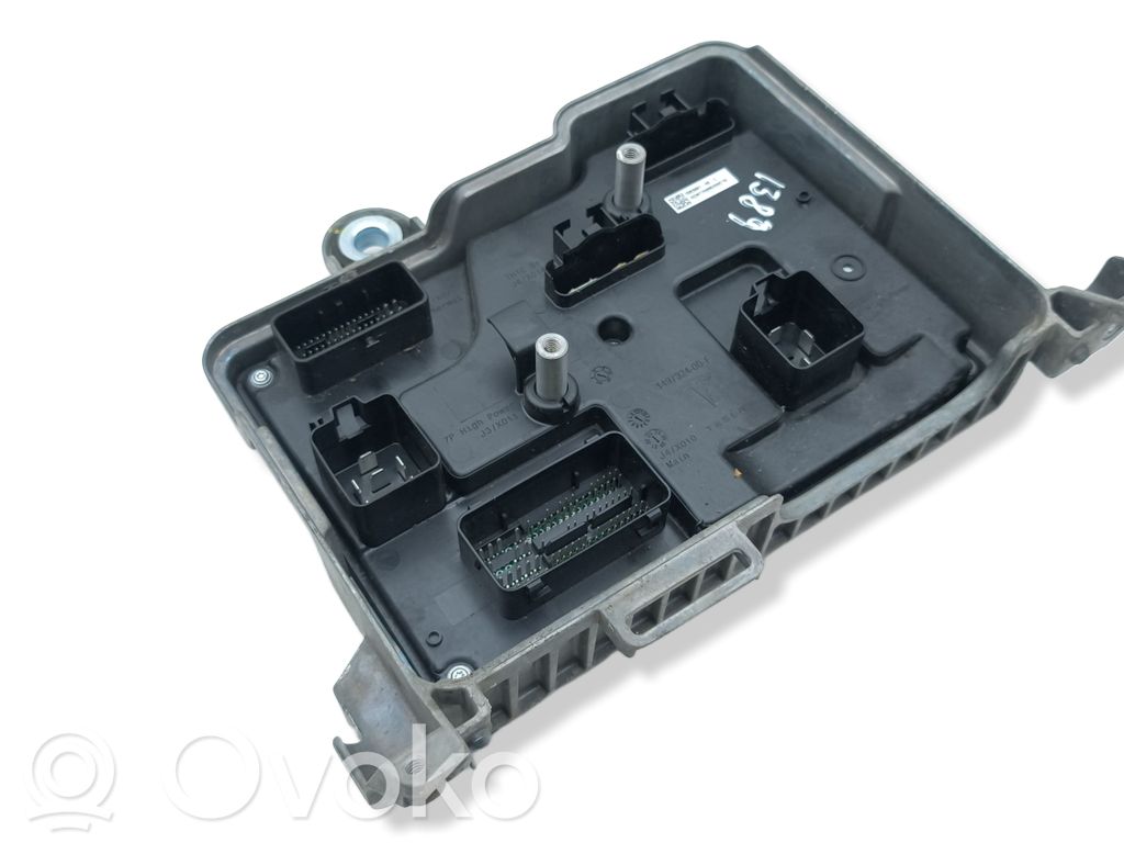 Central body control module   158399100C,149732400F