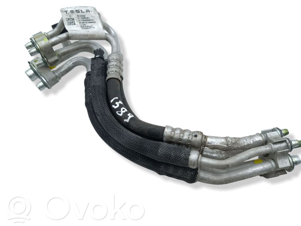 Tesla Model 3 Ilmastointilaitteen putki (A/C) 