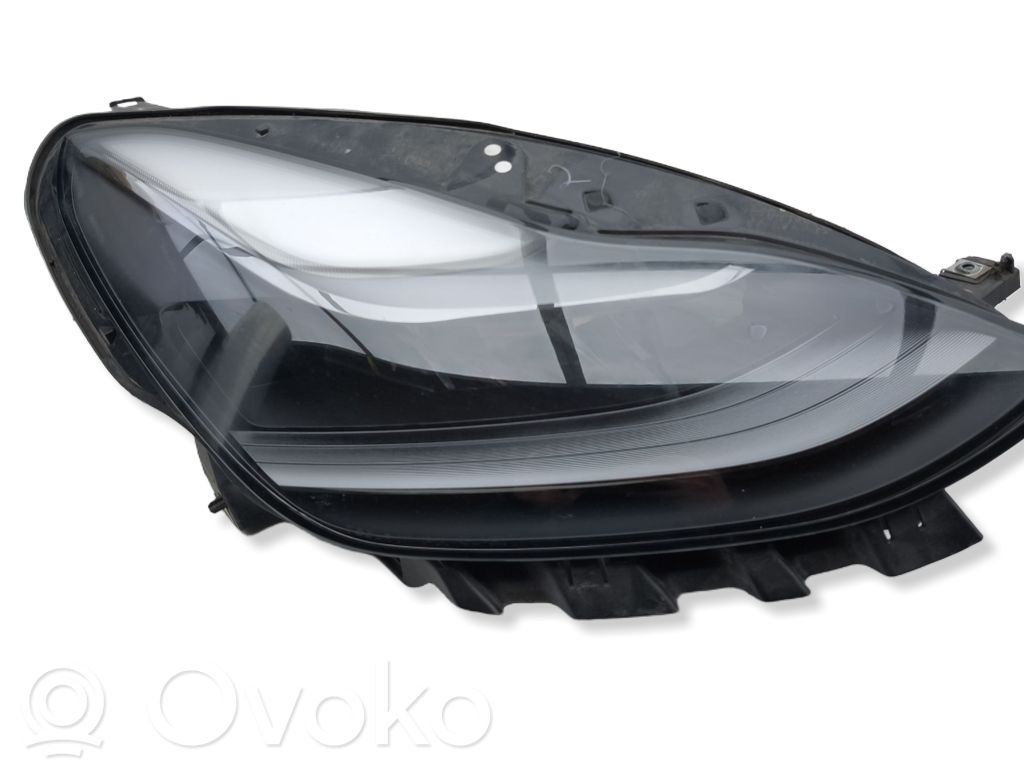 Headlight/headlamp   151495300C,01531904,P153292502C,SCKV20304000272