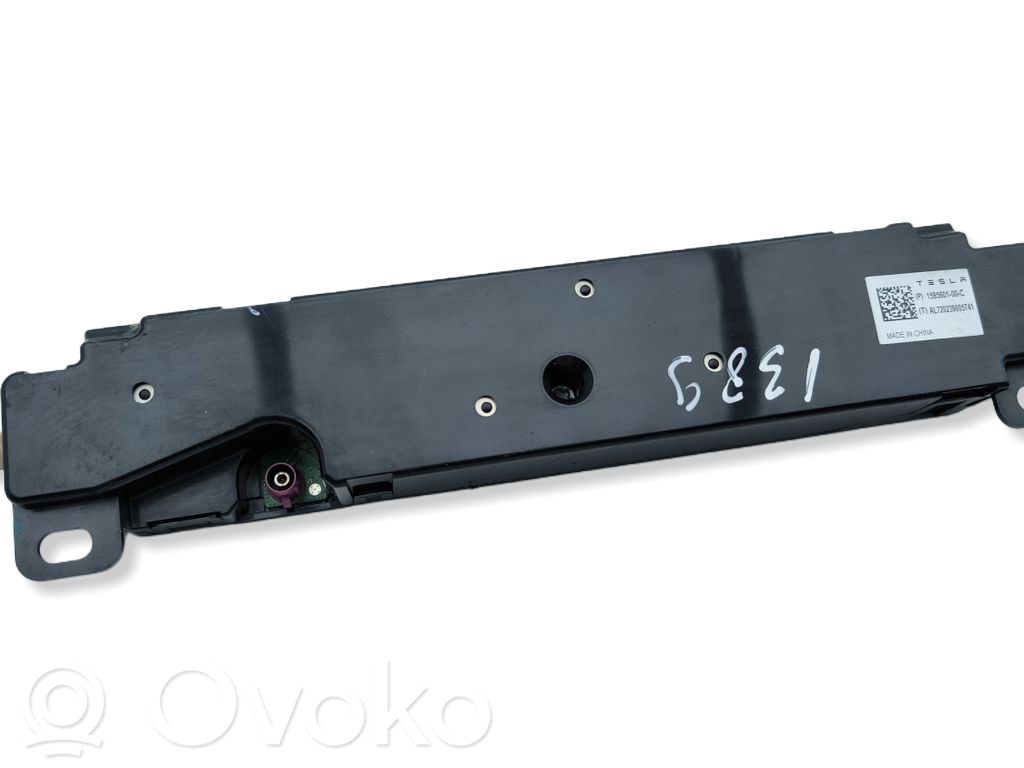 Tesla Model 3 Bluetooth antena 