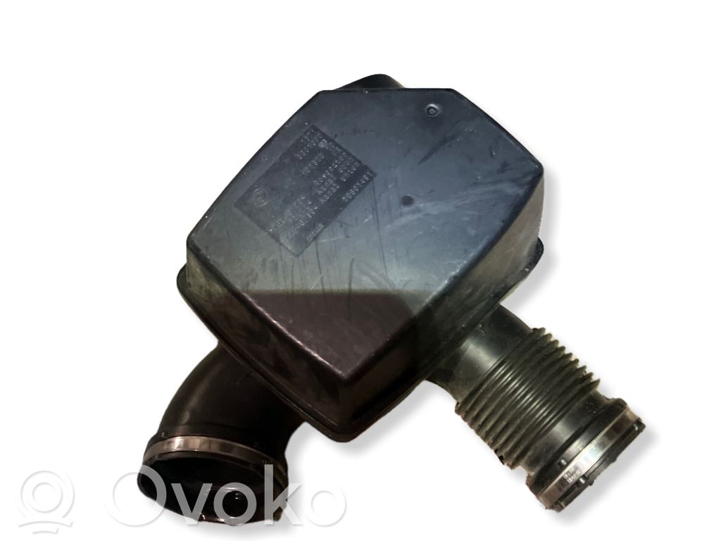 BMW 2 F22 F23 Rezonator / Dolot powietrza 